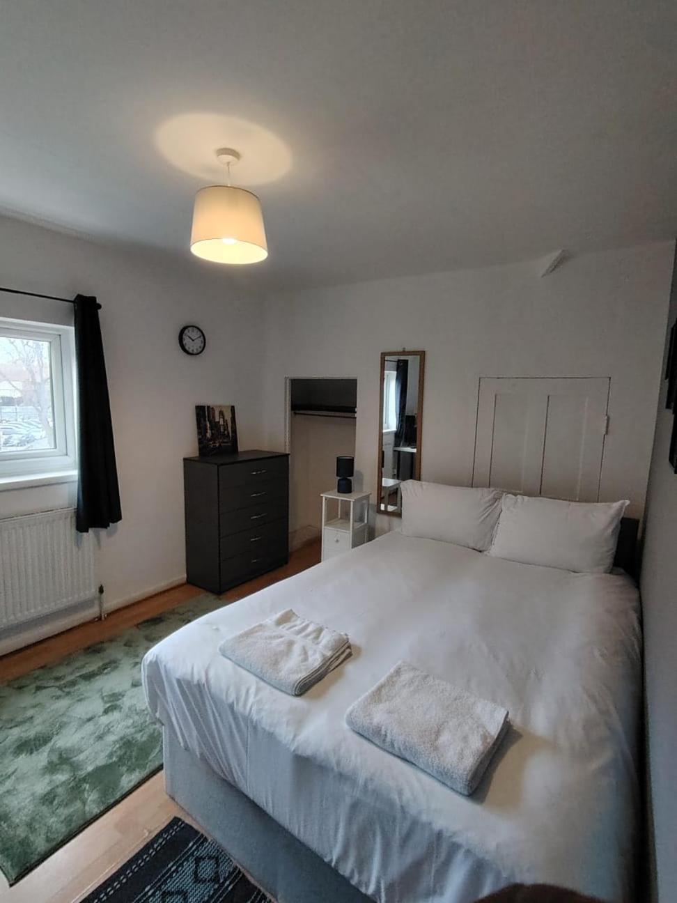 Colebert Avenue Apartment London Bagian luar foto